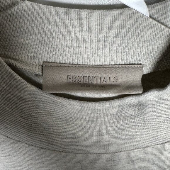 Fear Of God Essentials 1977 t shirt Long Sleeve Mens Size Medium Heather gray - Picture 3 of 8
